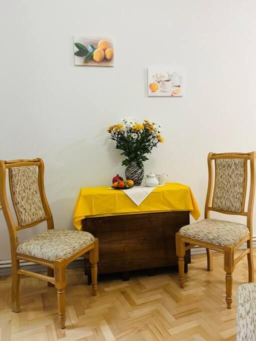 Spacious 2 Bedrooms In The Center Of Ereván Exterior foto